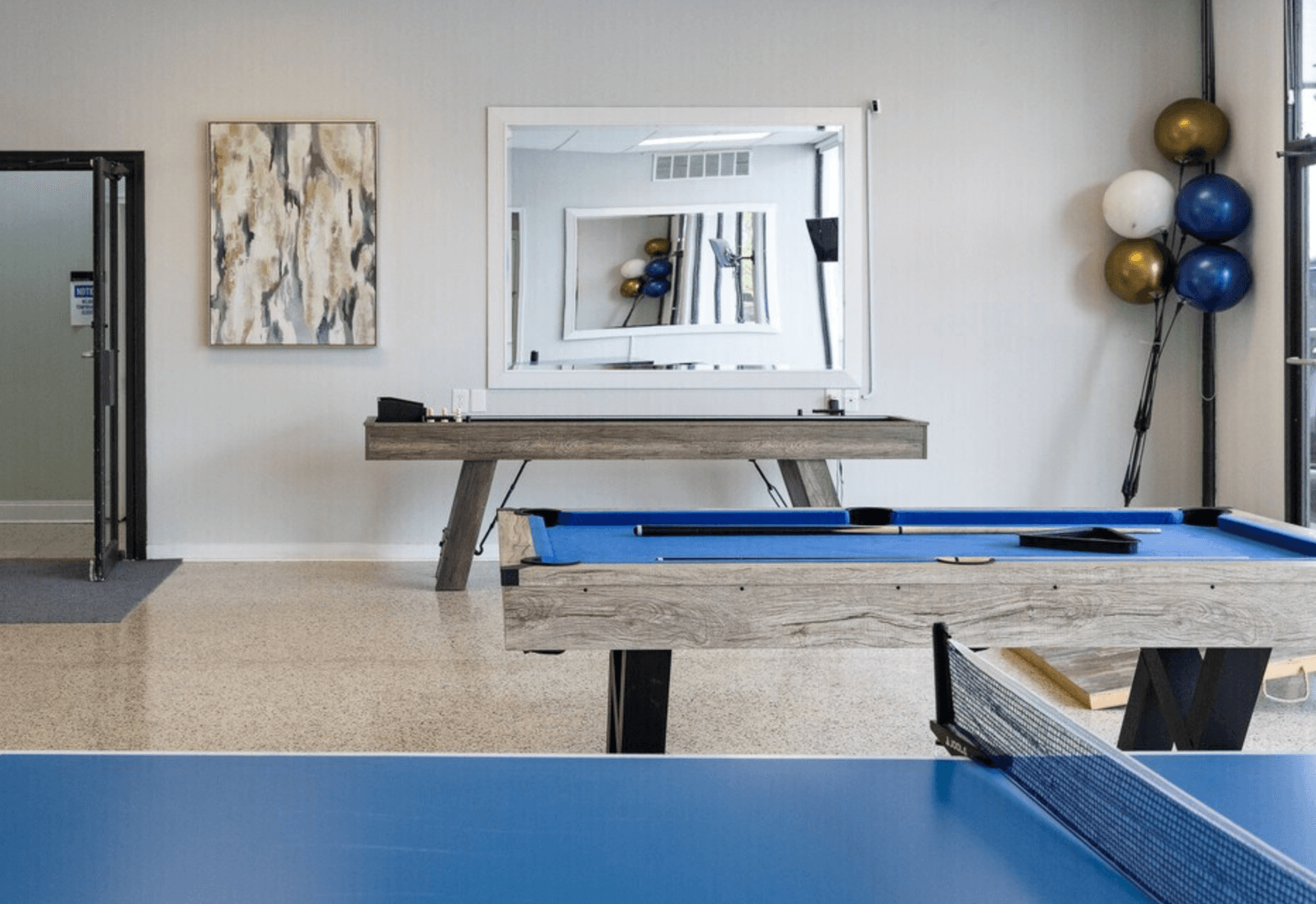 Cape Charles Apartment: 29106 Lankford Hwy