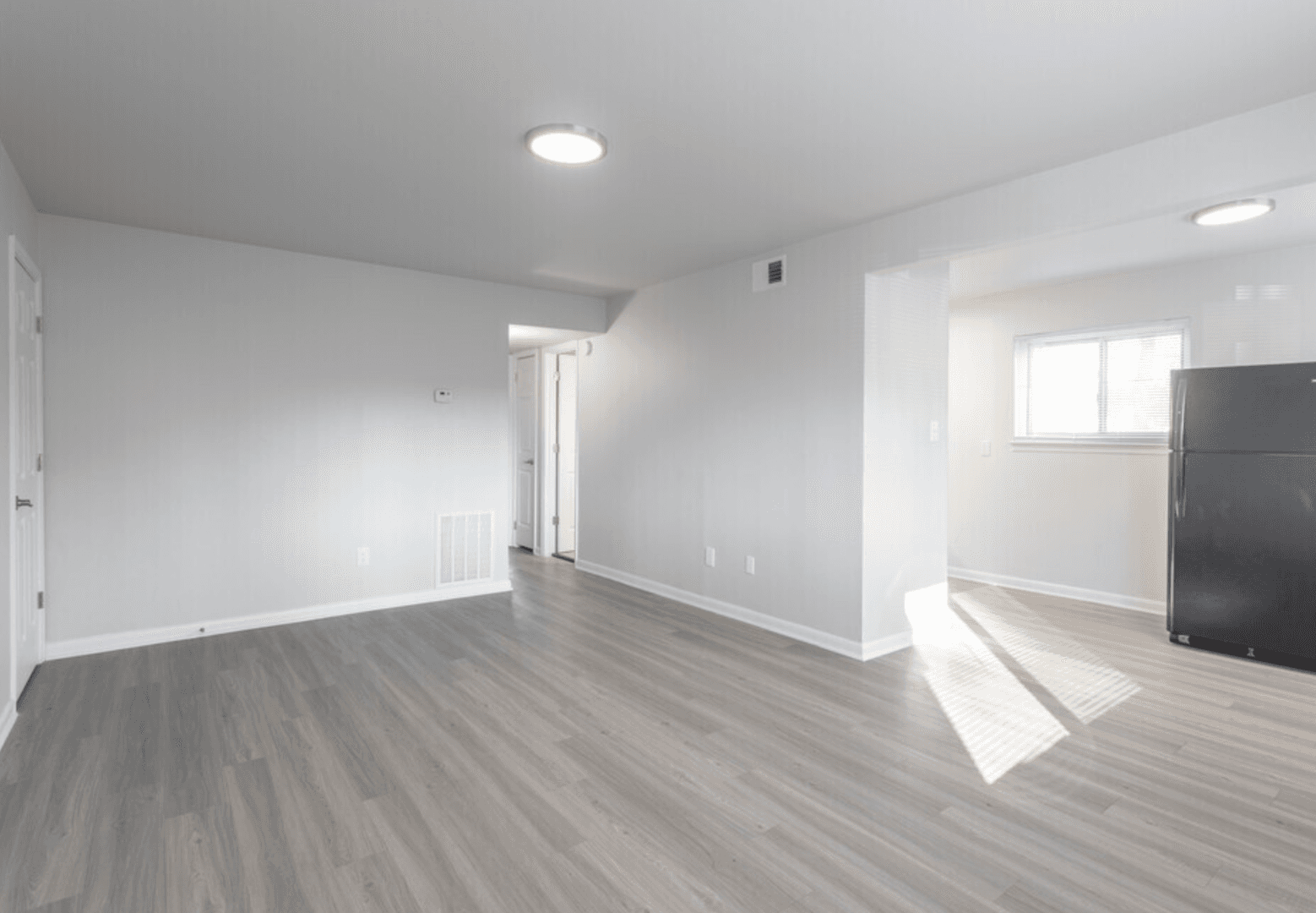 Newport News Apartment: 372 Beechmont Drive