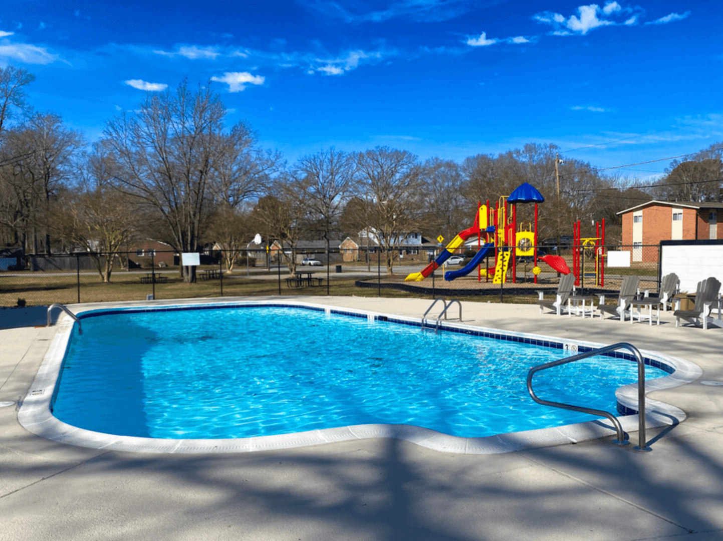 Newport News Apartment: 372 Beechmont Drive