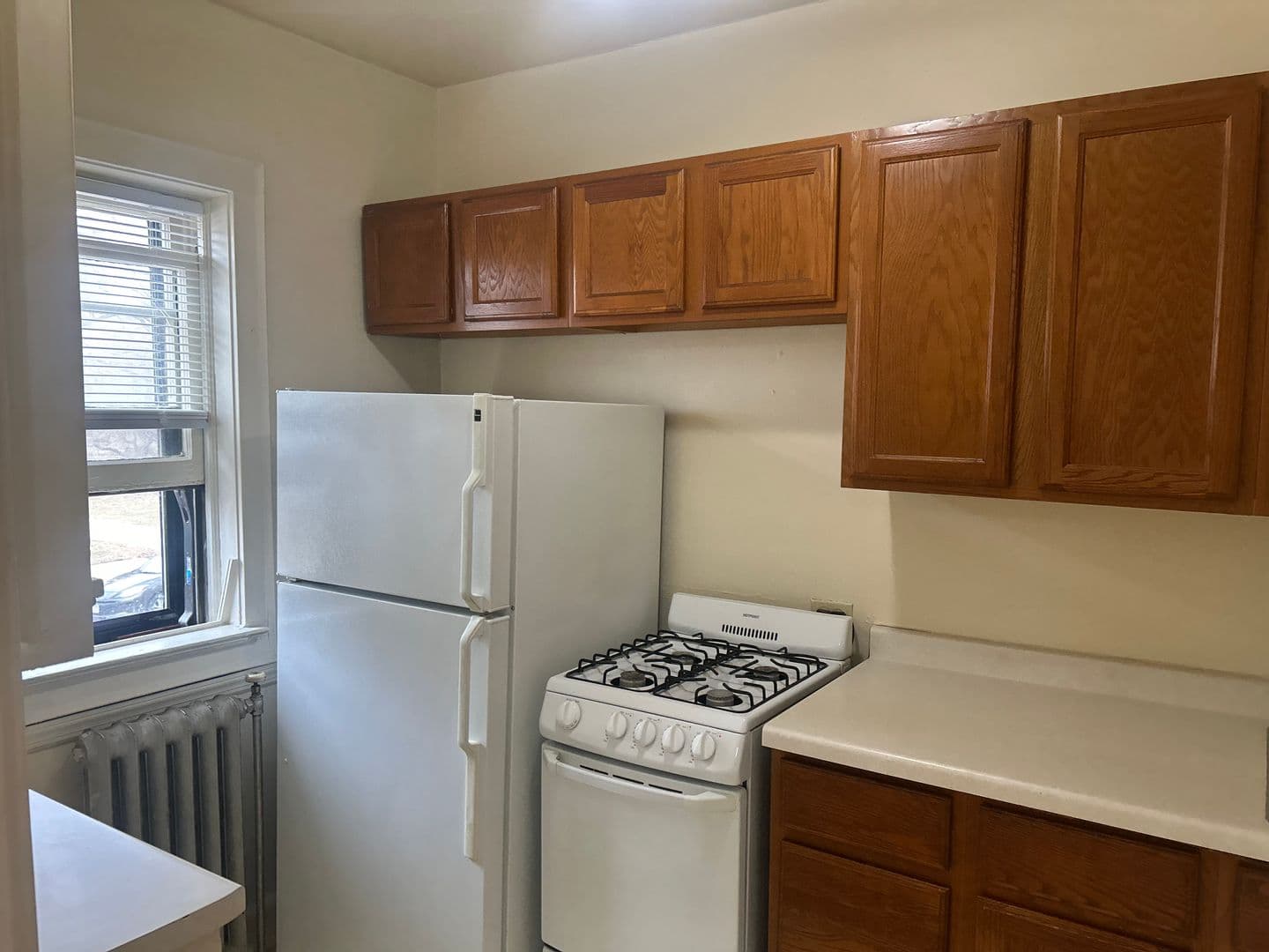 Milwaukee Apartment: 807 E. Juneau Ave.