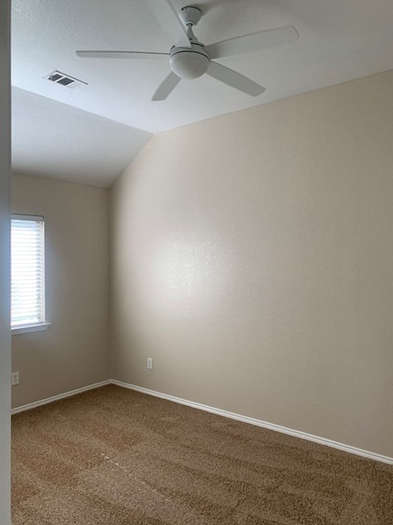 Fort Worth House: 10621 Lipan Trail