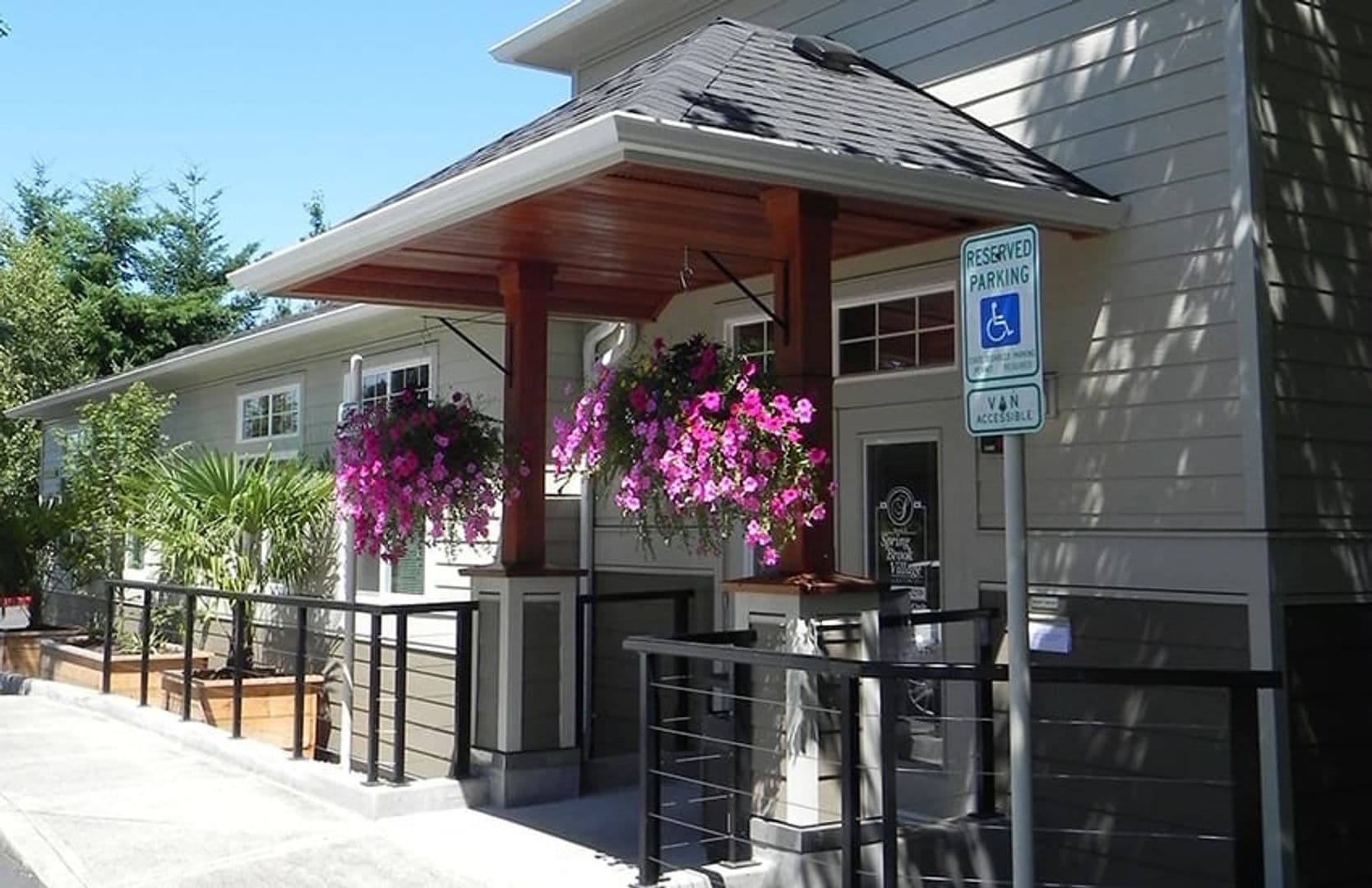 Vancouver Apartment: 11328 NE 51st Circle