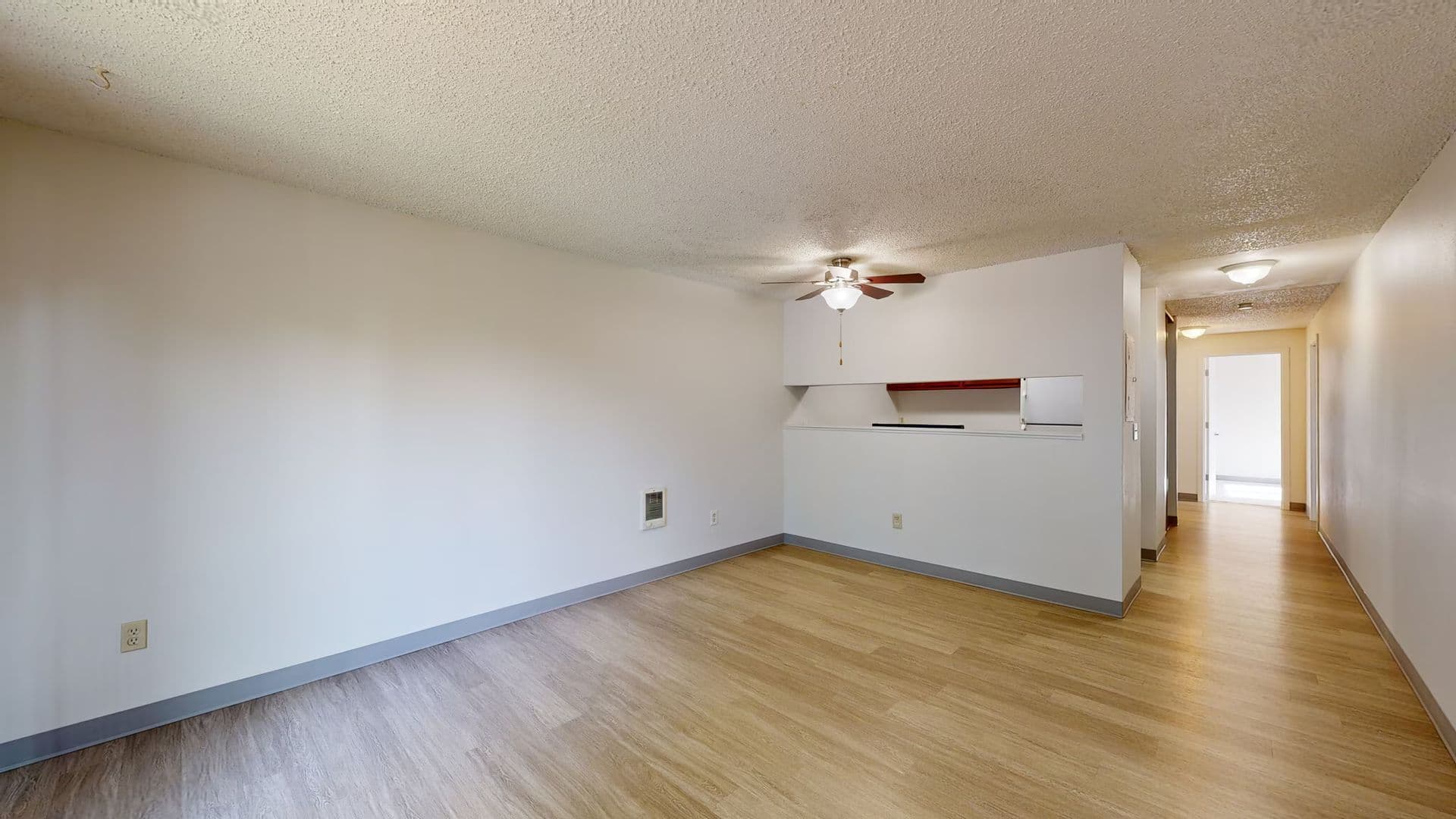 Aloha Apartment: 875 SW 185th Ave