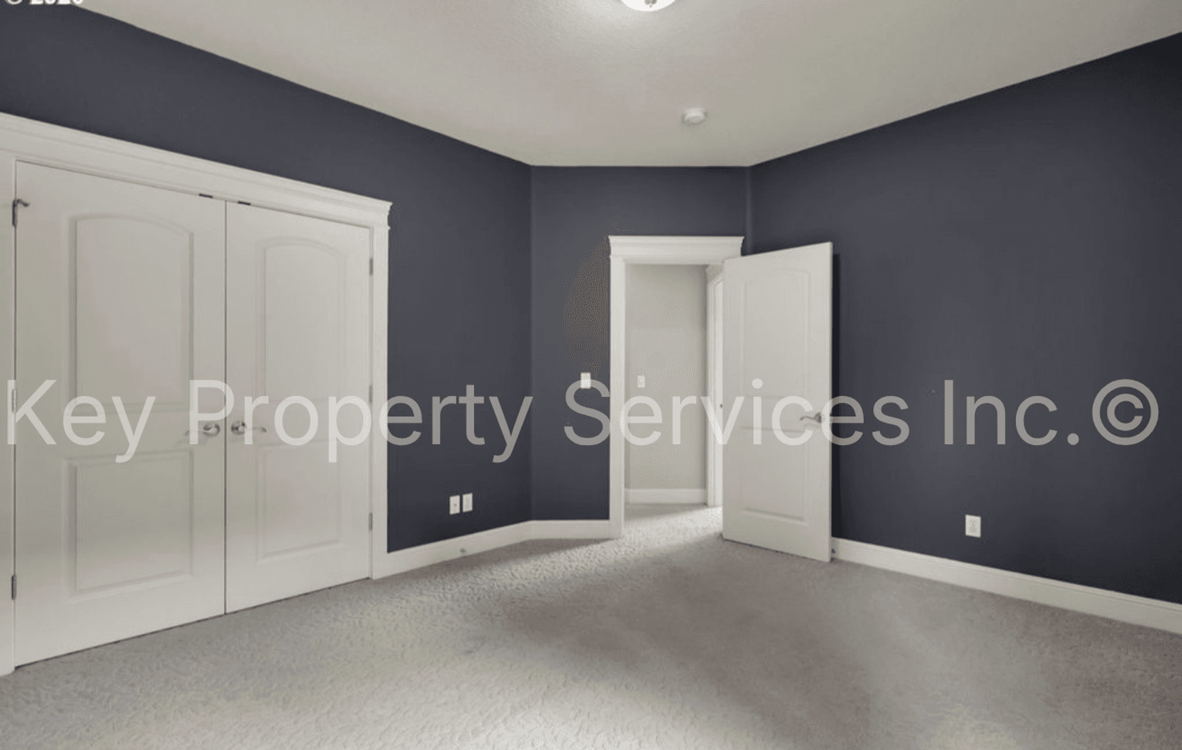 Vancouver House: 10412 NE 122nd Ave