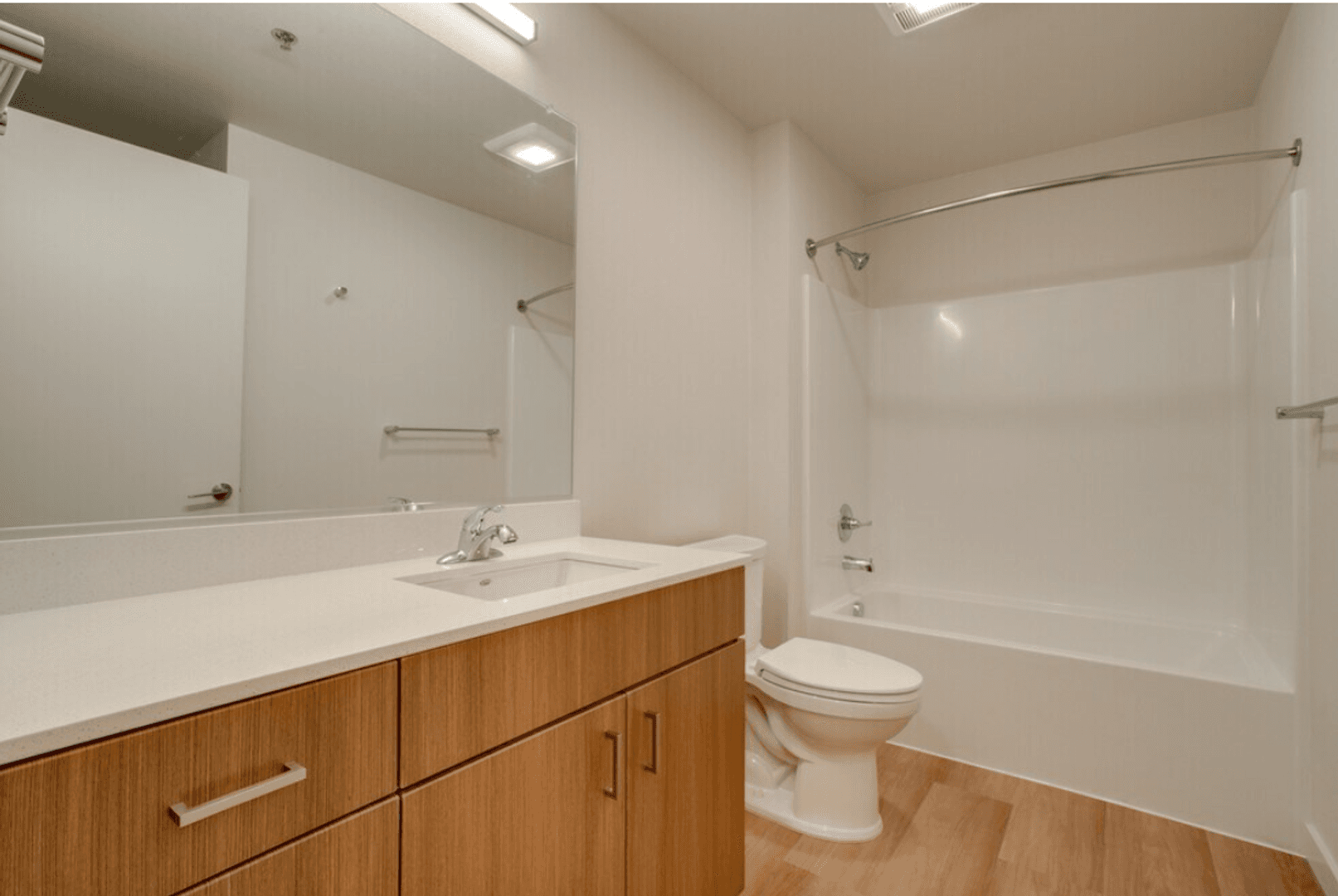 Vancouver Apartment: 201 W 17th St