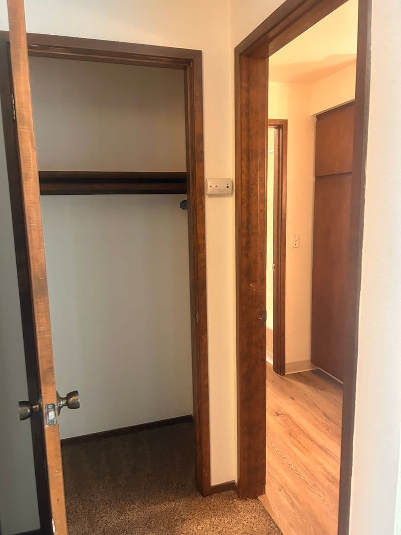 Vancouver Apartment: 607 R St.
