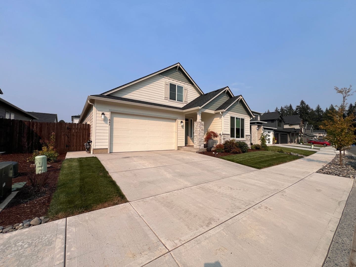 Battle Ground House: 842 SE 37th St