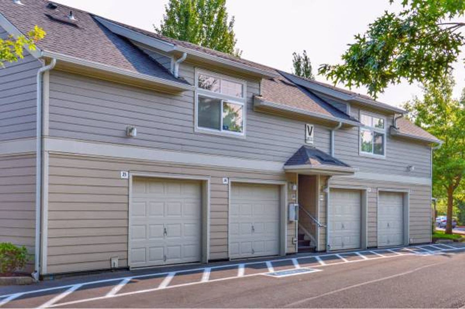 Vancouver Apartment: 11328 NE 51st Circle