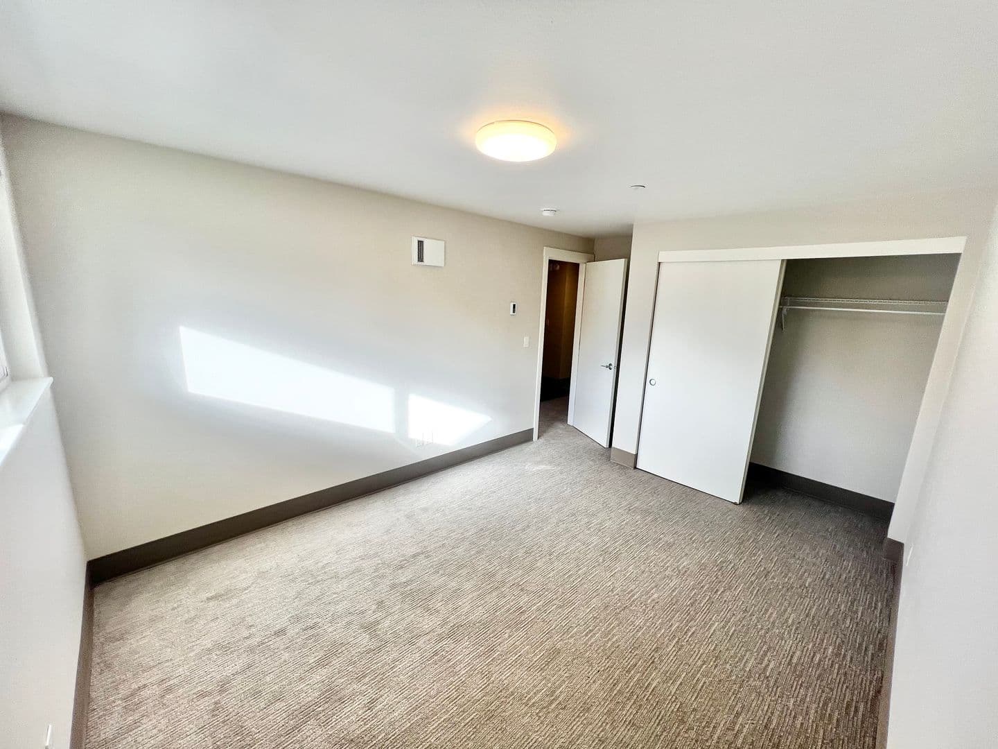 Vancouver Apartment: 8415 NE Hazel Dell Avenue