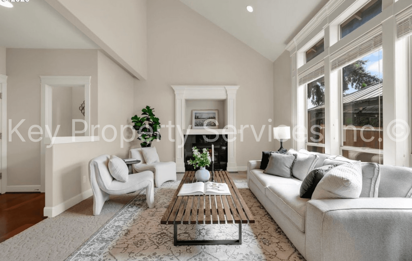 Vancouver House: 10412 NE 122nd Ave
