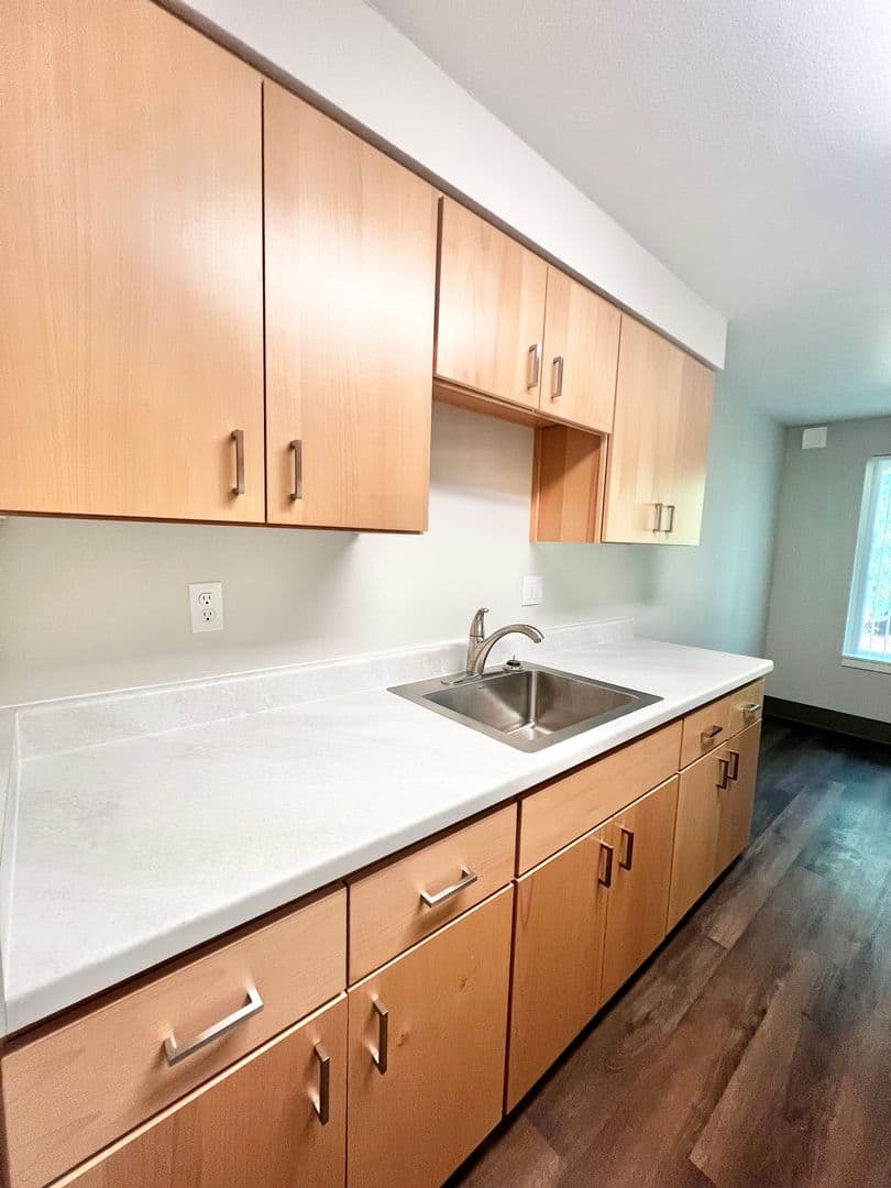 Vancouver Apartment: 8415 NE Hazel Dell Avenue