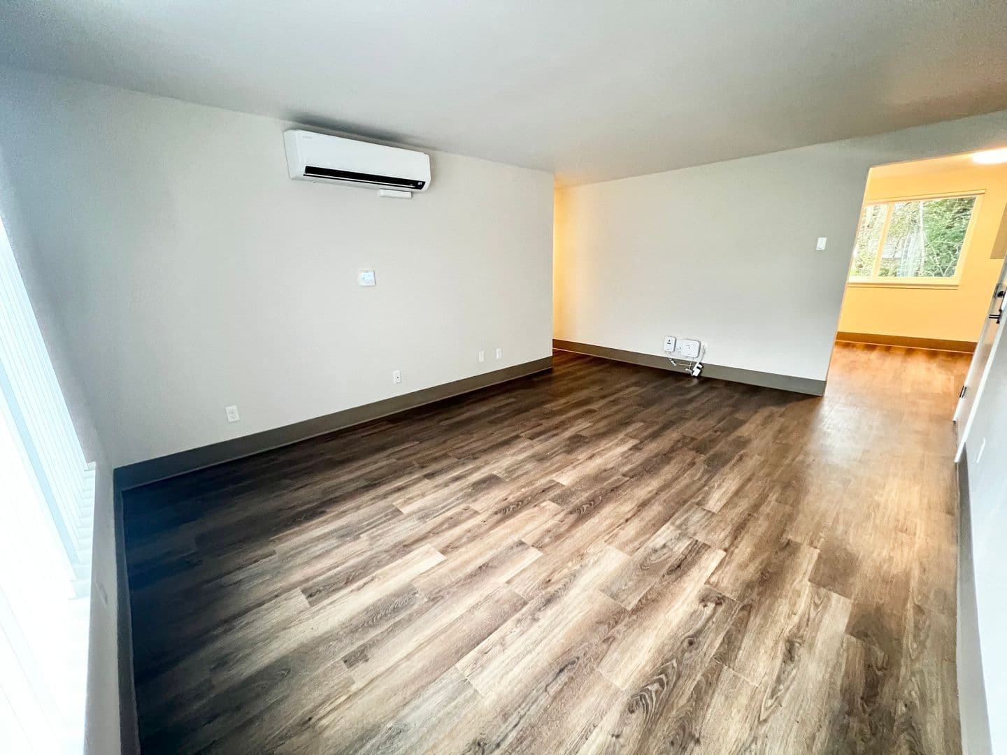 Vancouver Apartment: 8415 NE Hazel Dell Avenue