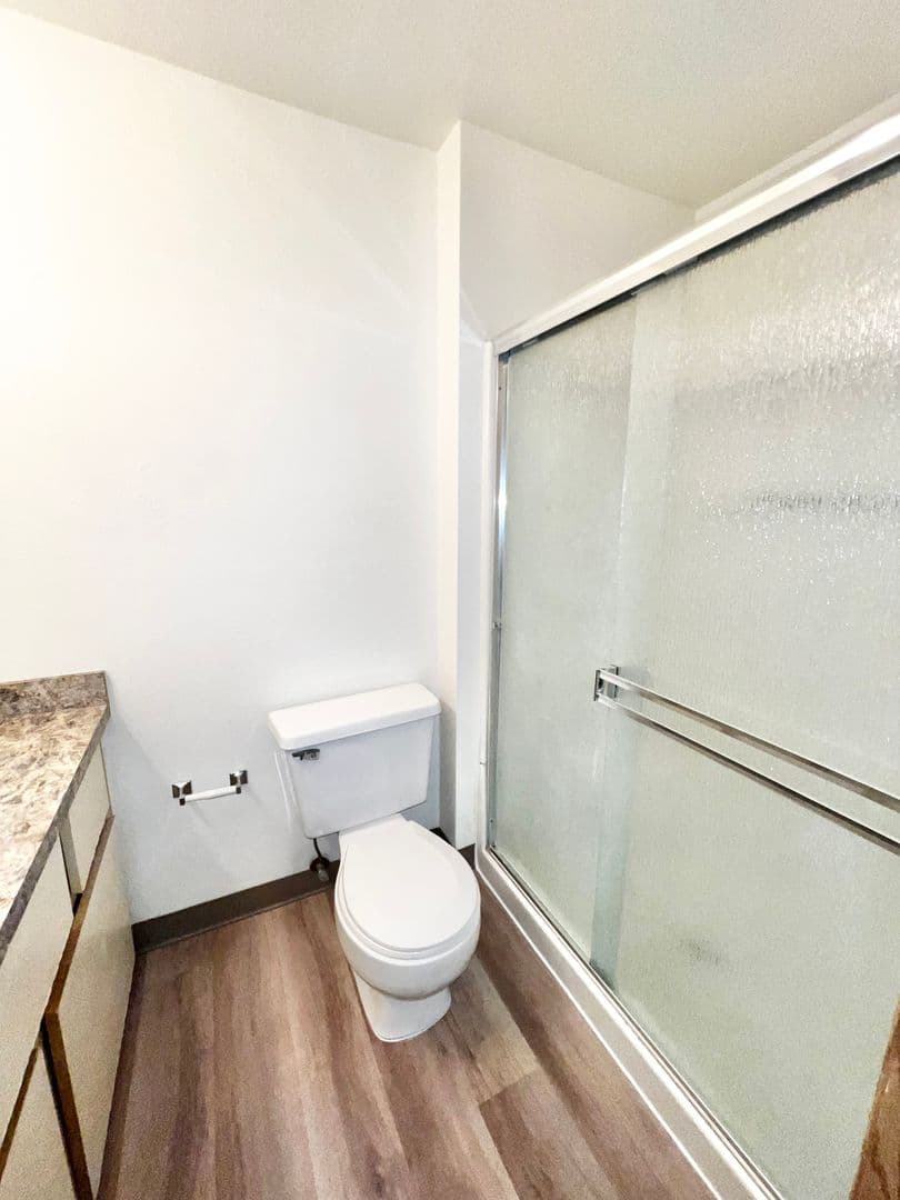 Vancouver Apartment: 8500 NE Hazel Dell Avenue