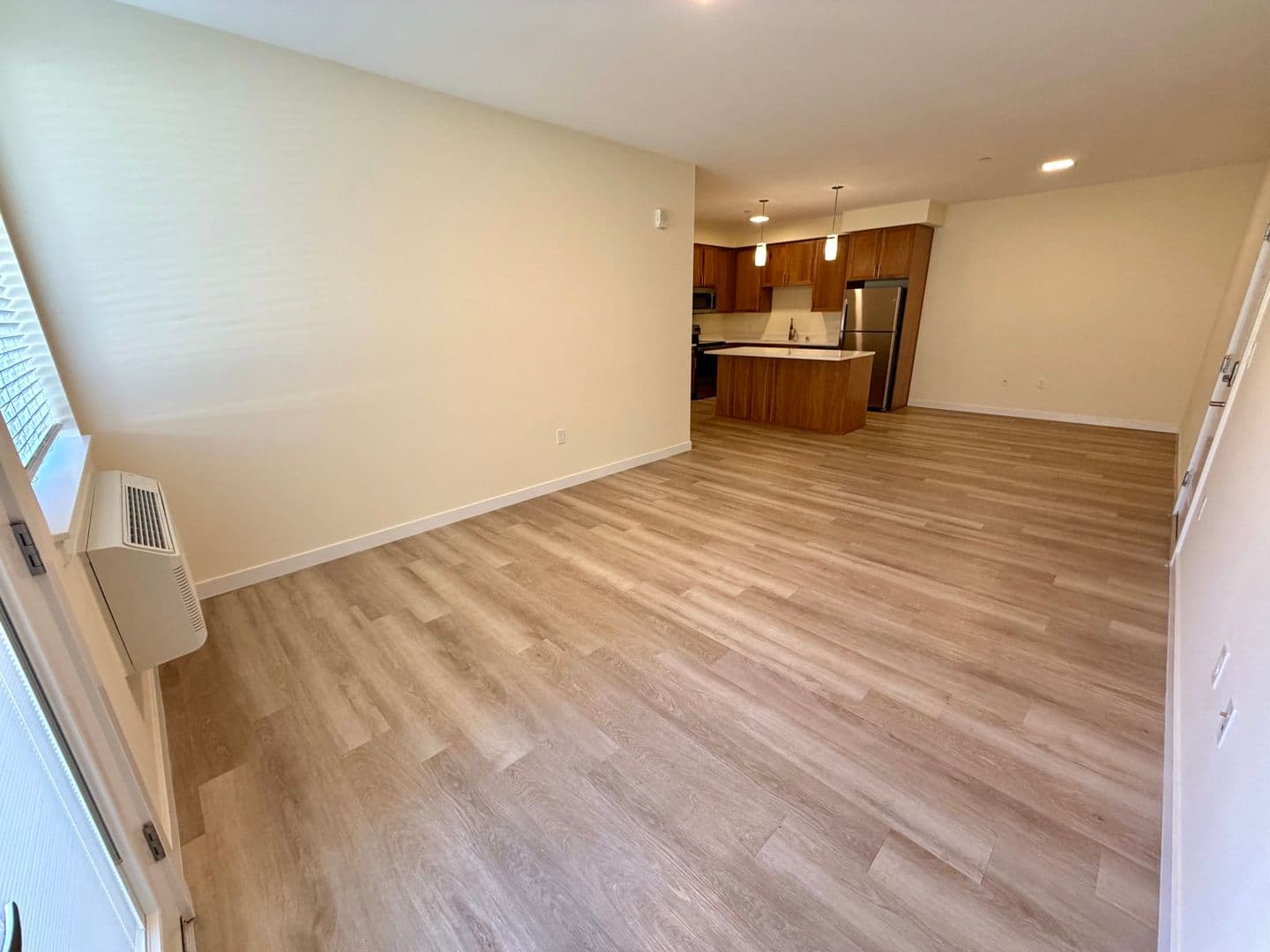 Vancouver Apartment: 2703 NE 99th St