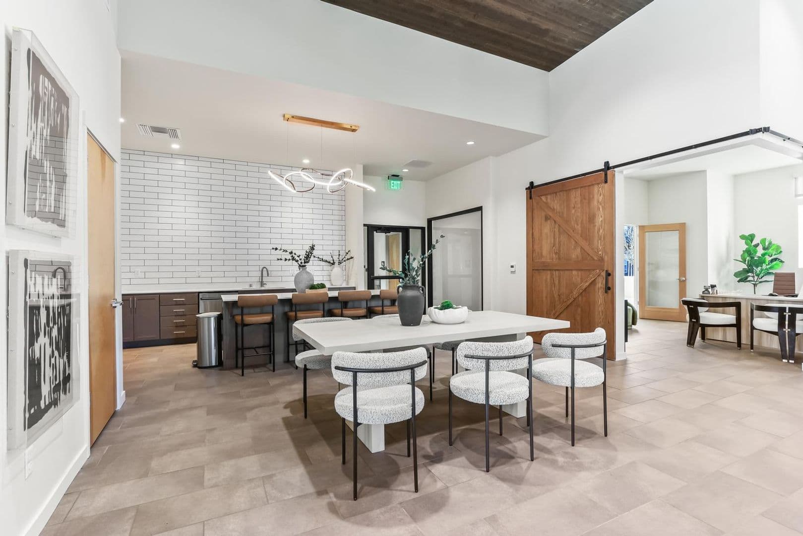 Vancouver Apartment: 333 NE 136th Ave