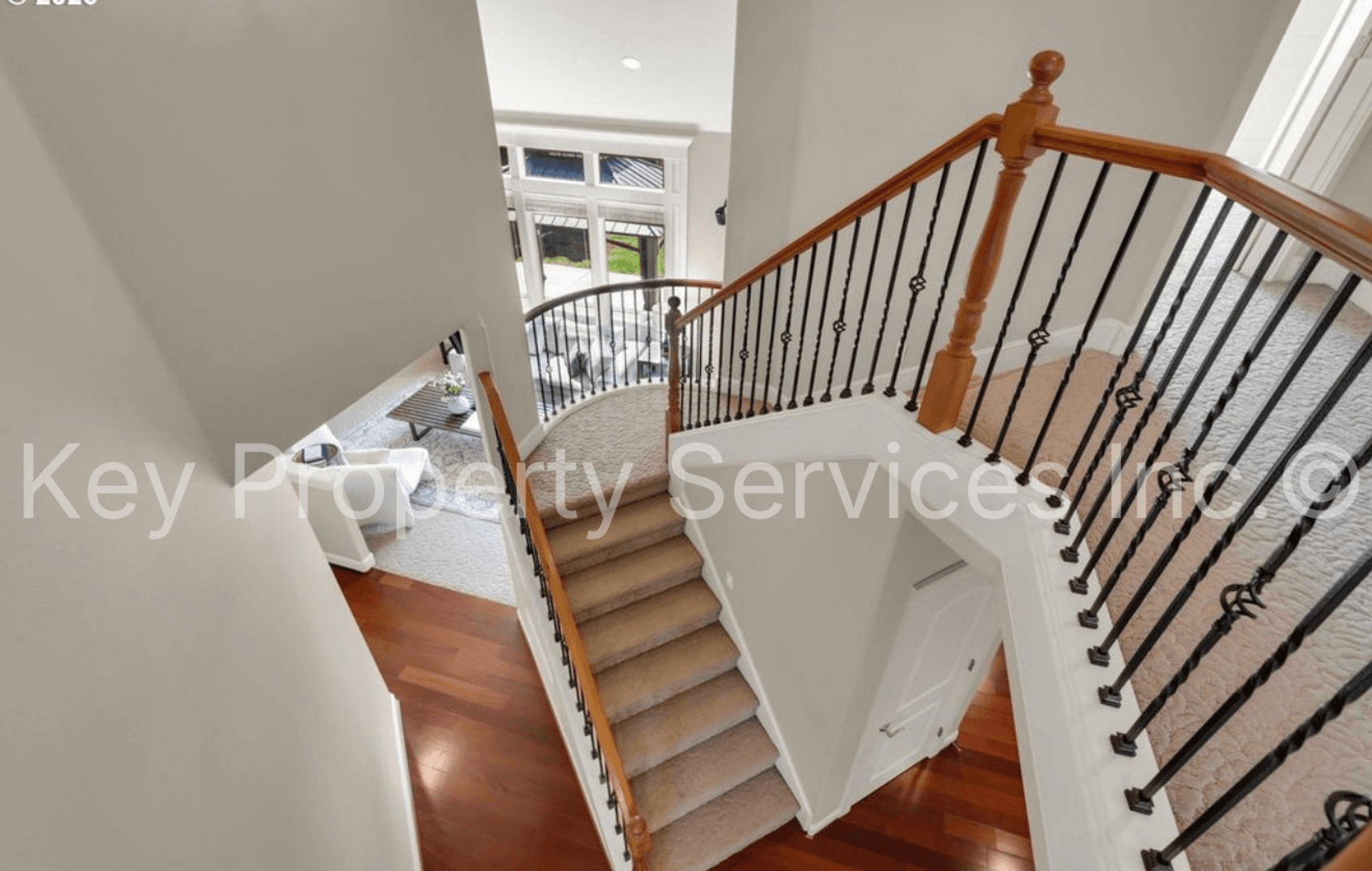 Vancouver House: 10412 NE 122nd Ave