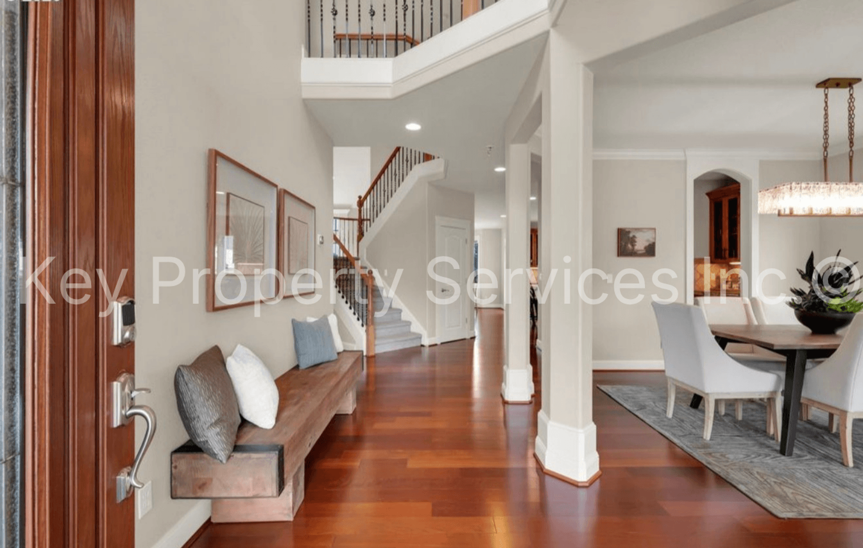 Vancouver House: 10412 NE 122nd Ave
