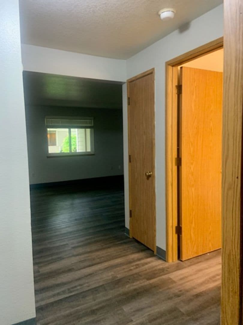 Vancouver Apartment: 8500 NE Hazel Dell Avenue