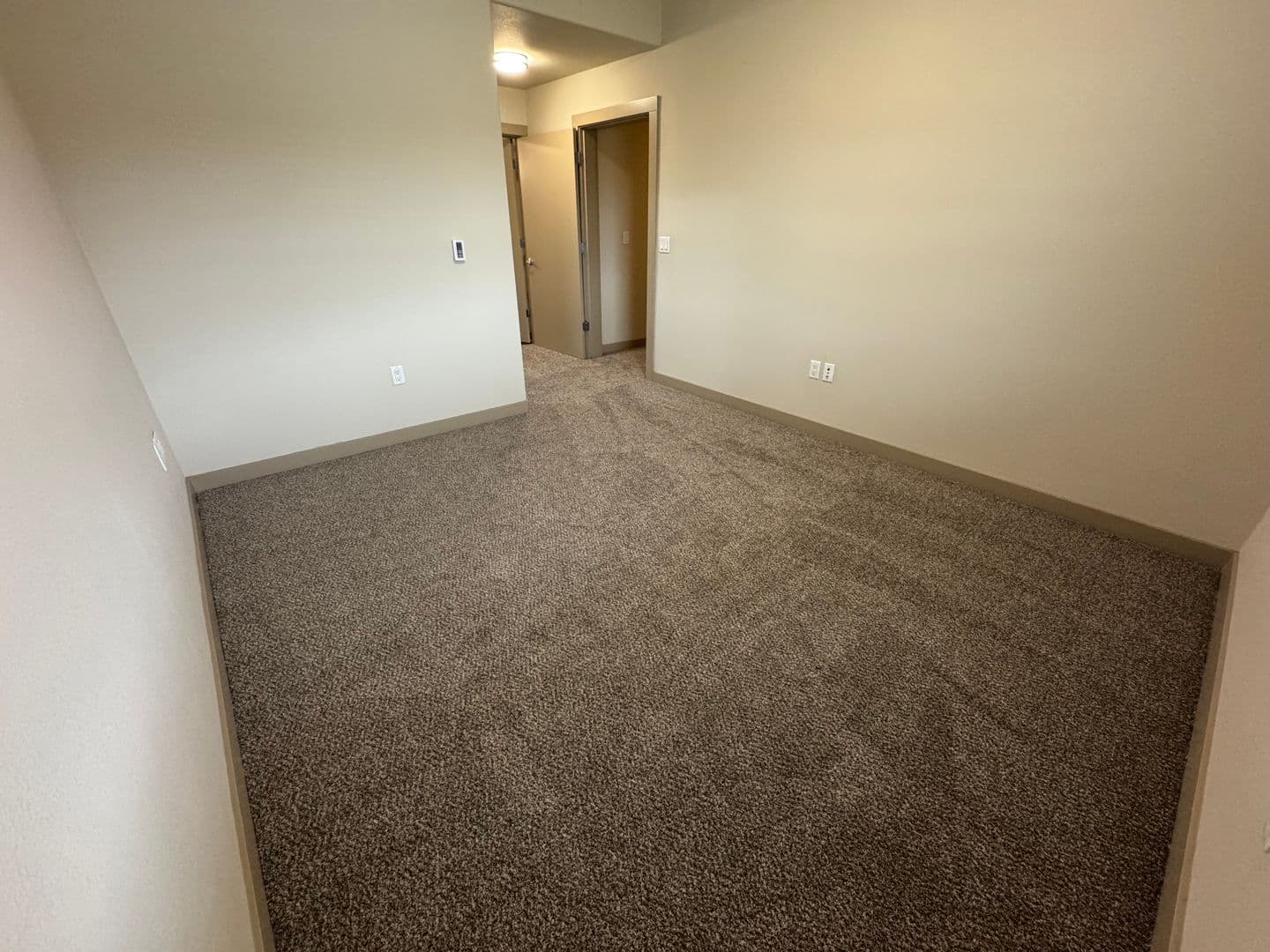 Vancouver Apartment: 301 SE 166th Ave