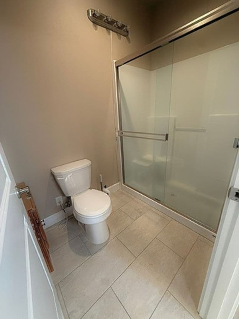 Vancouver House: 9507 NE 165th Ave