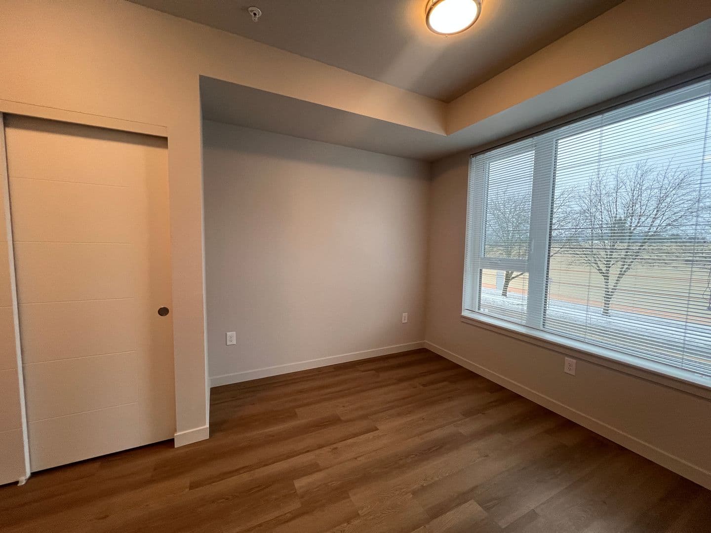 Vancouver Apartment: 2929 NE 65th Ave