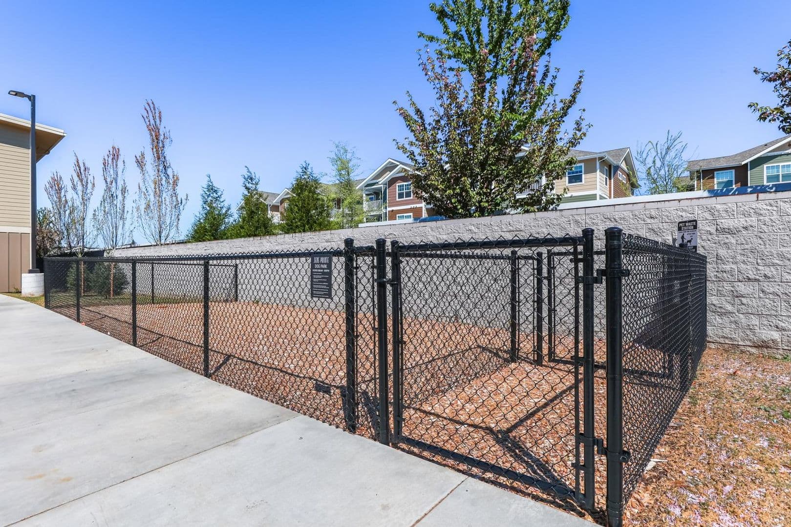 Vancouver Apartment: 333 NE 136th Ave