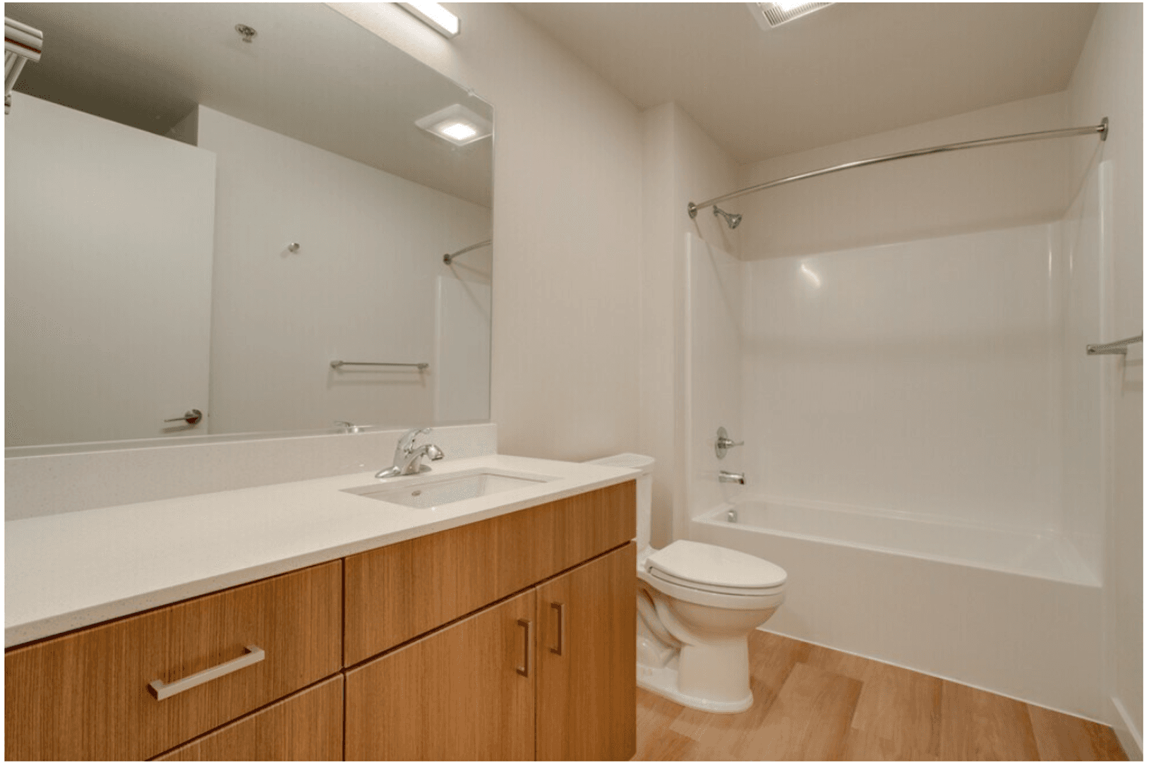 Vancouver Apartment: 201 W 17th St
