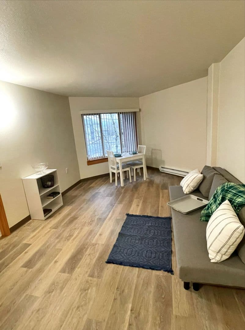Portland Apartment: 2500 N Williams Ave