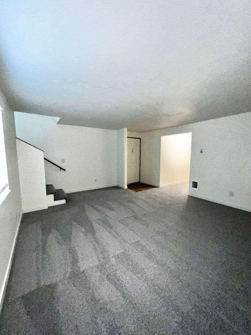 Vancouver Apartment: 8500 NE Hazel Dell Avenue
