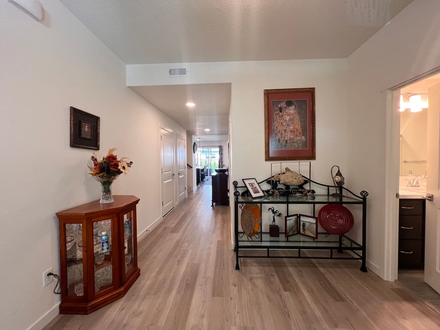 Battle Ground House: 842 SE 37th St