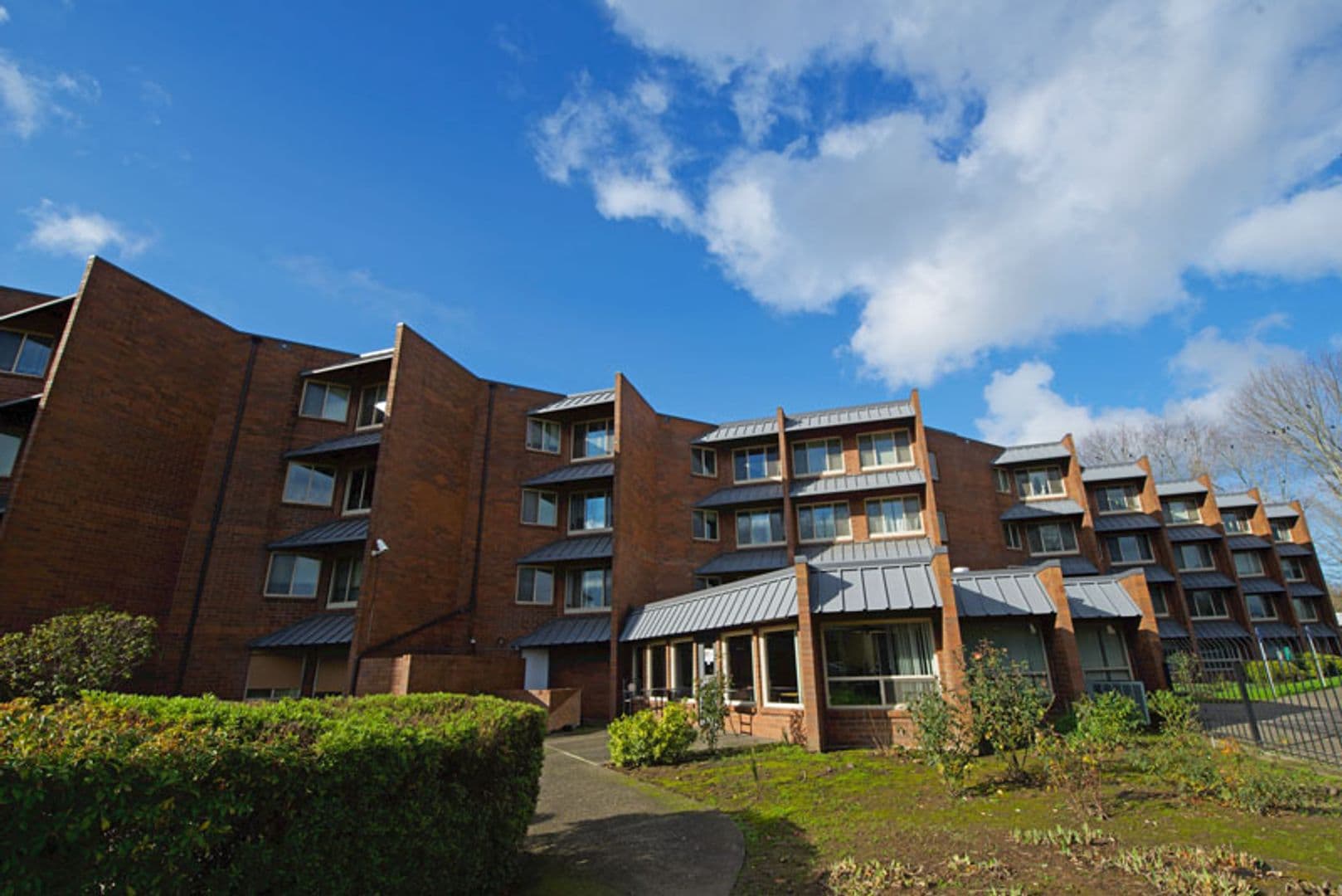 Portland Apartment: 2500 N Williams Ave