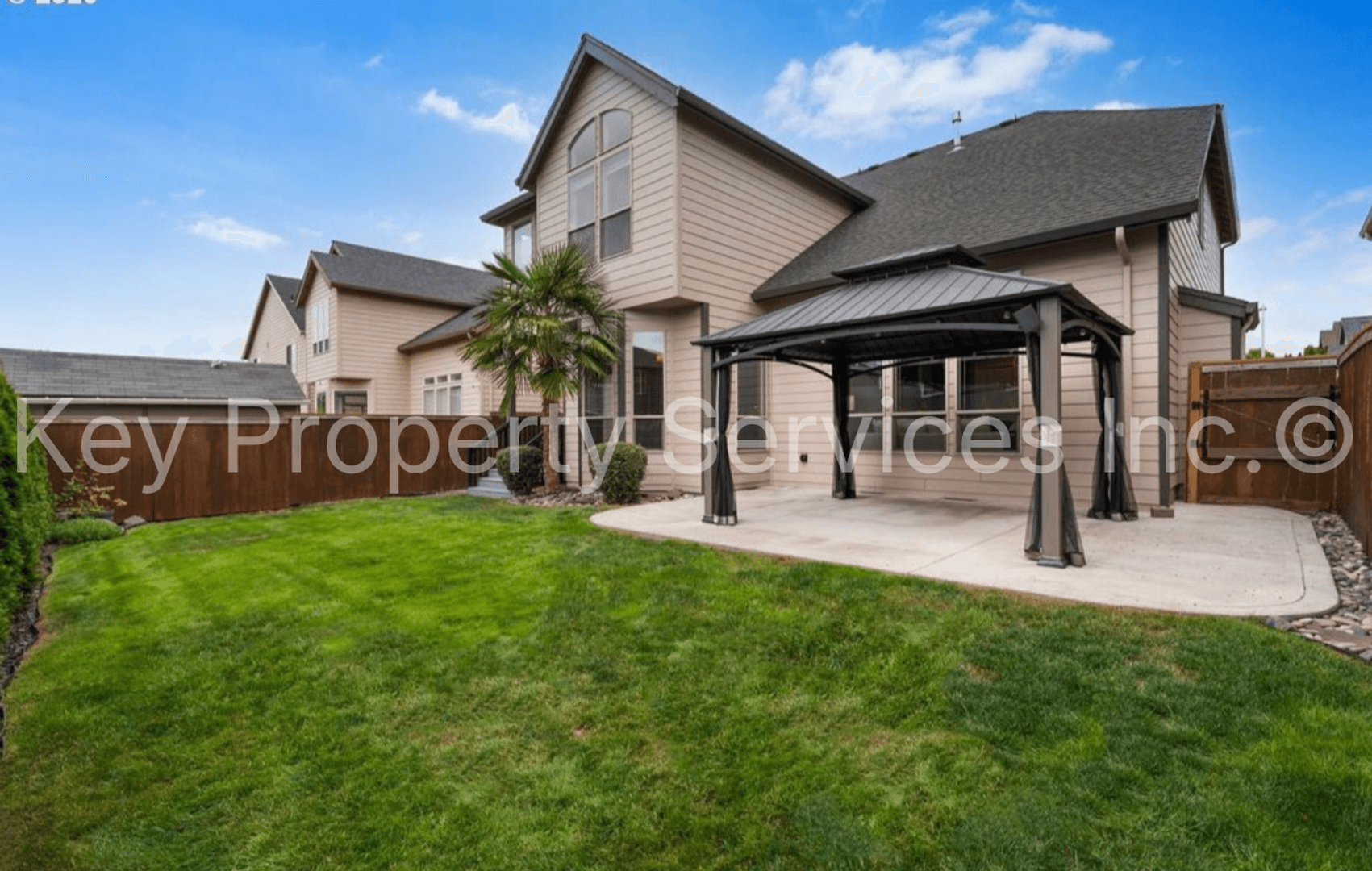 Vancouver House: 10412 NE 122nd Ave