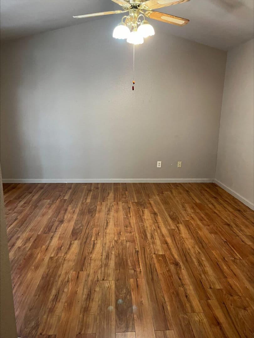 Galt House: 186 Stirrup Court