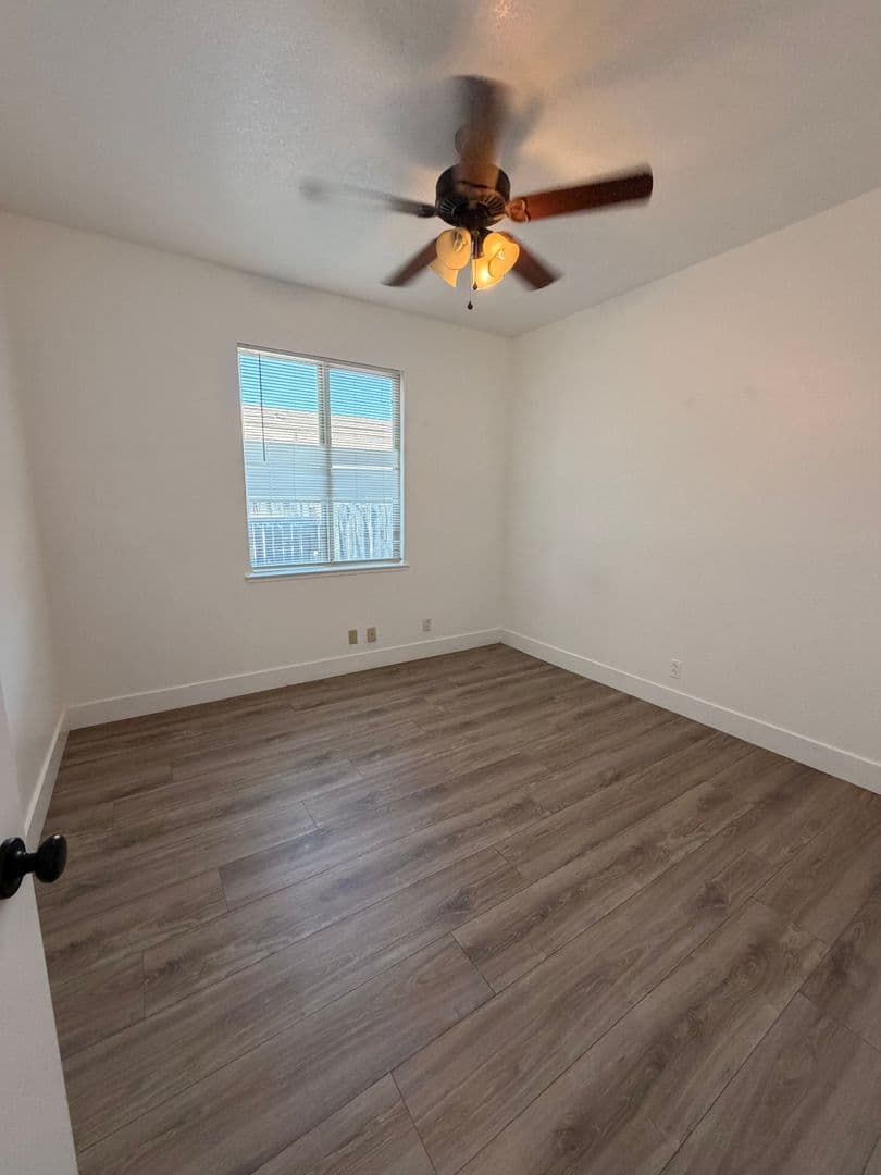 Elk Grove House: 8574 Hydrangea Ct