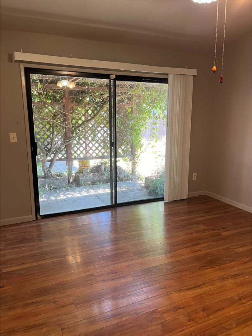 Galt House: 186 Stirrup Court