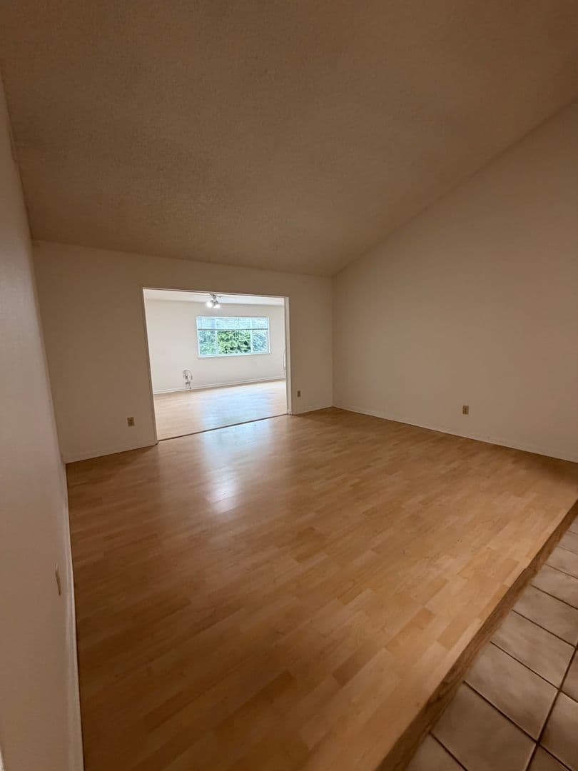 Elk Grove House: 9450 Durango Way