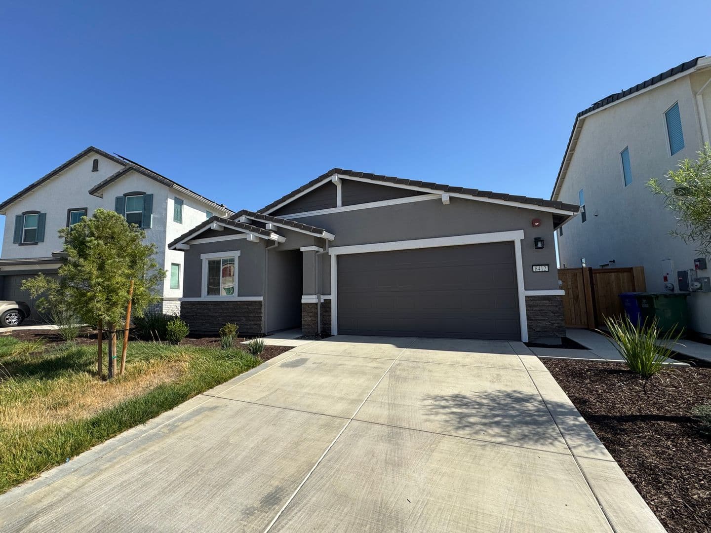 Elk Grove House: 8412 Sinesky Way