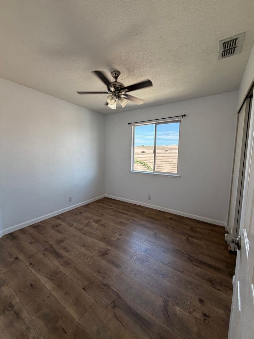 Elk Grove House: 8574 Tambor Way