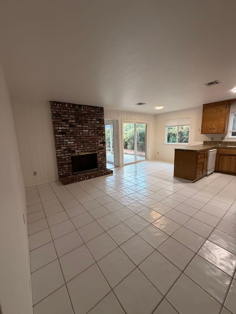 Elk Grove House: 9450 Durango Way