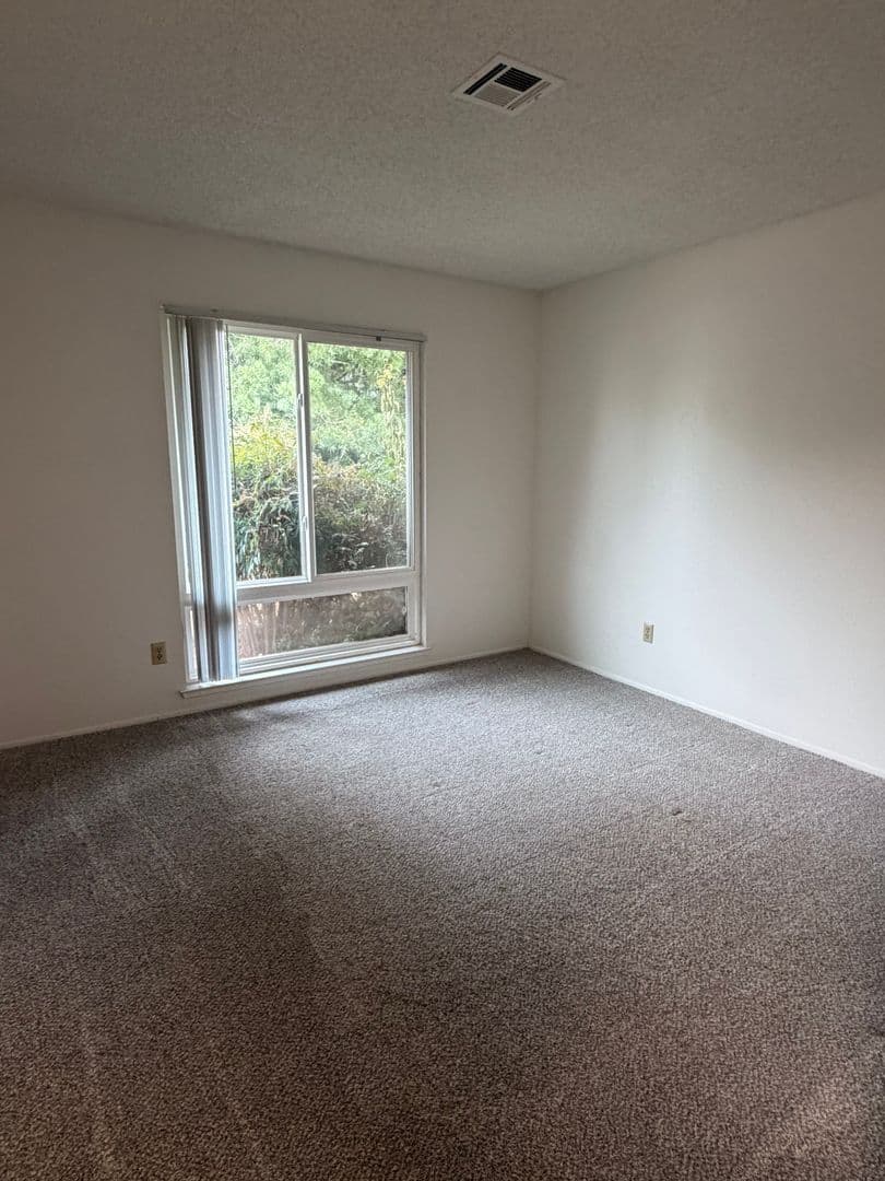 Elk Grove House: 9450 Durango Way