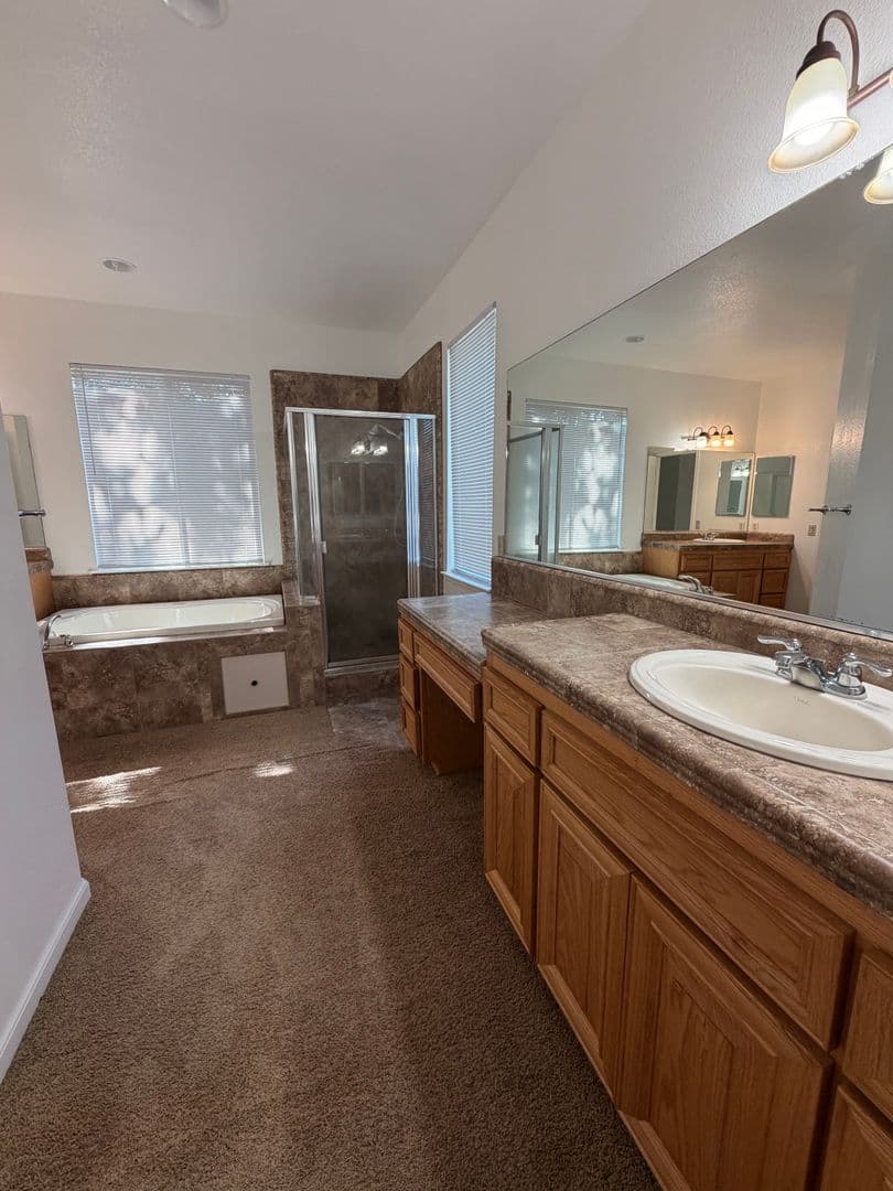 Elk Grove House: 8574 Hydrangea Ct