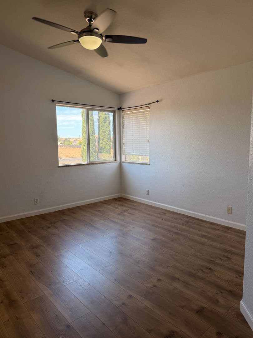 Elk Grove House: 8574 Tambor Way