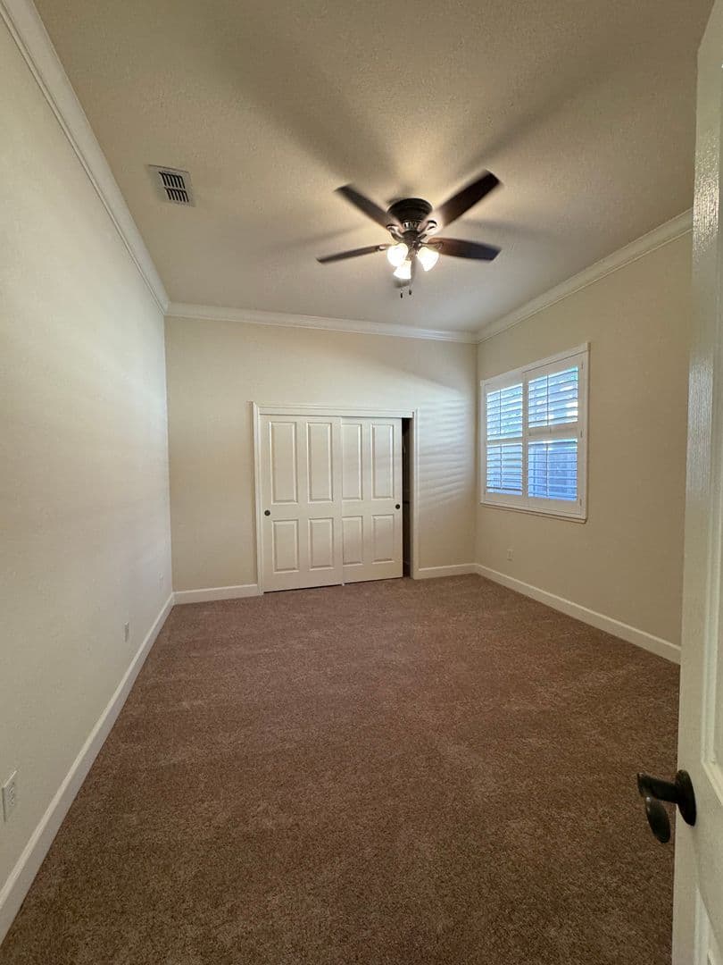 Sacramento House: 3744 Clubside Lane