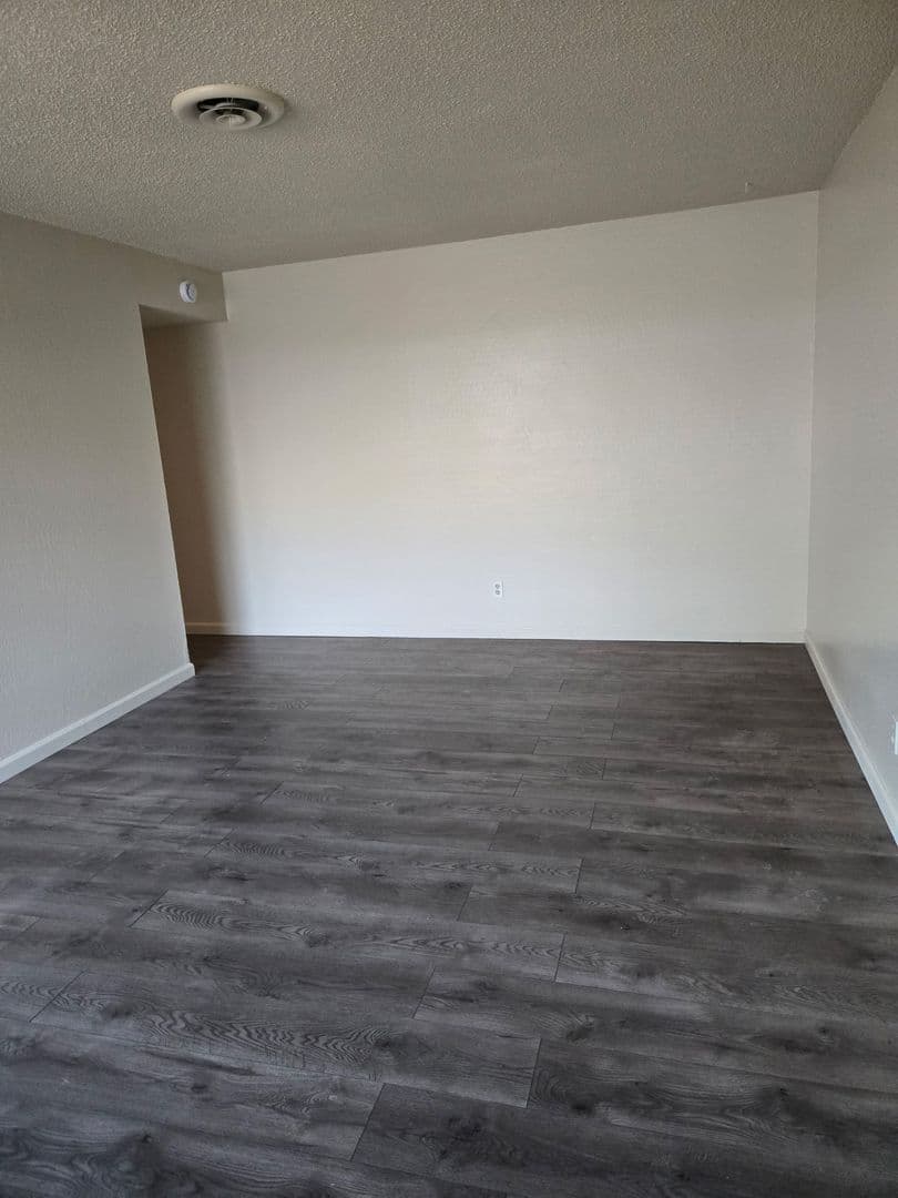 Sacramento Apartment: 7900 Loucreta Drive