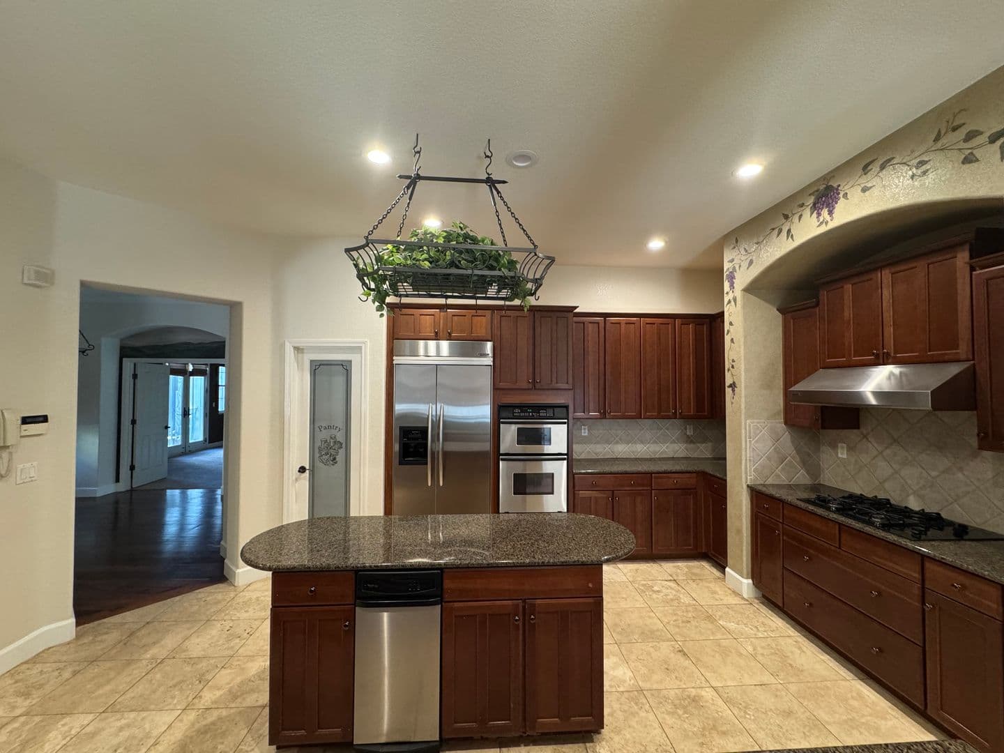 Sacramento House: 3744 Clubside Lane