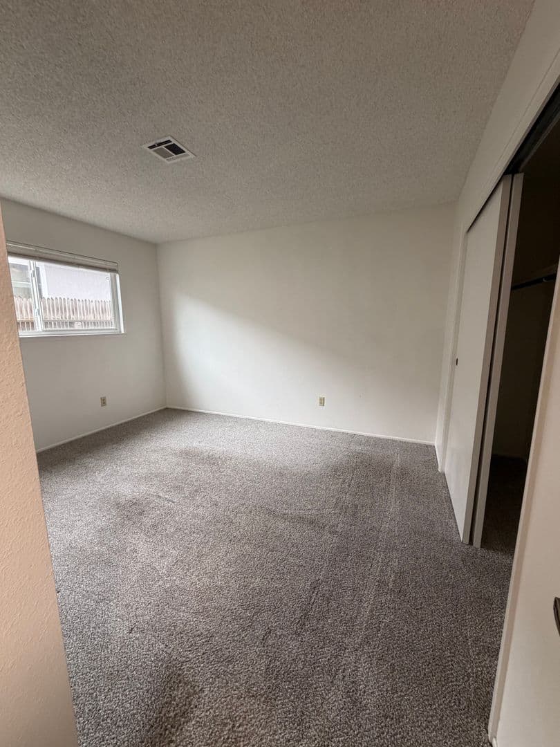 Elk Grove House: 9450 Durango Way