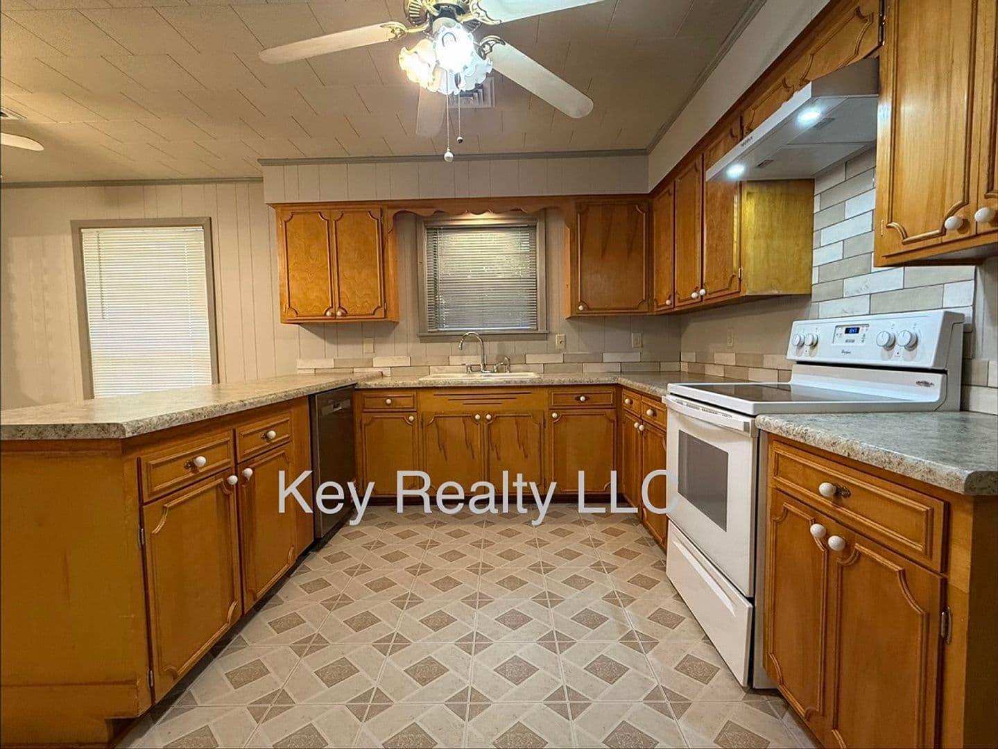 Alexandria House: 351 Browns Bend Rd.
