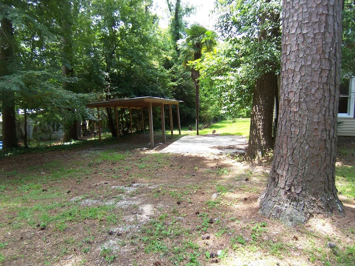 Pineville House: 82 Catherine