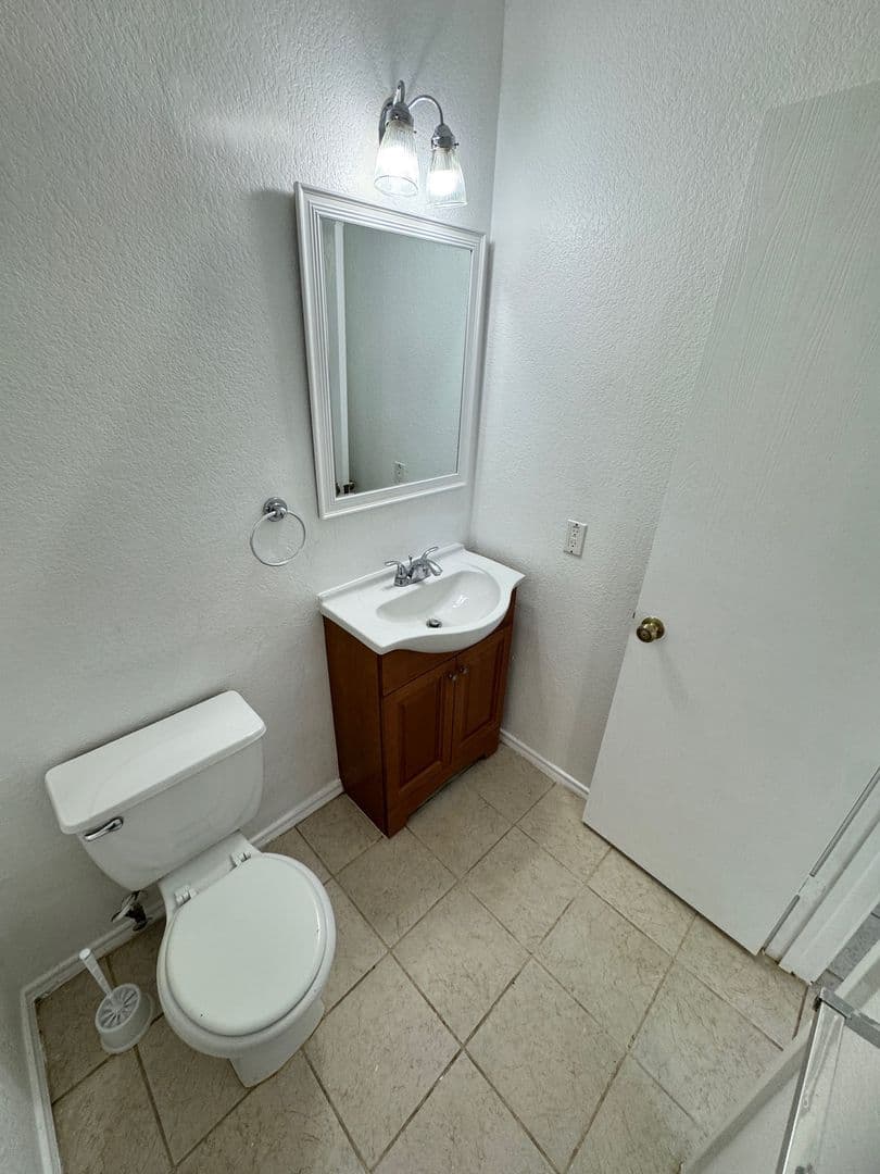 San Antonio House: 26 Viking Oak