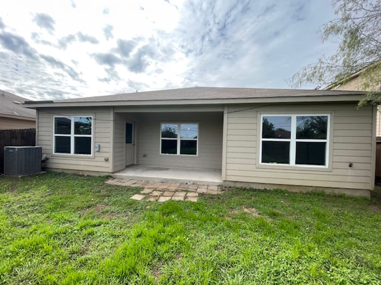 San Antonio House: 3618 Foster Meadows